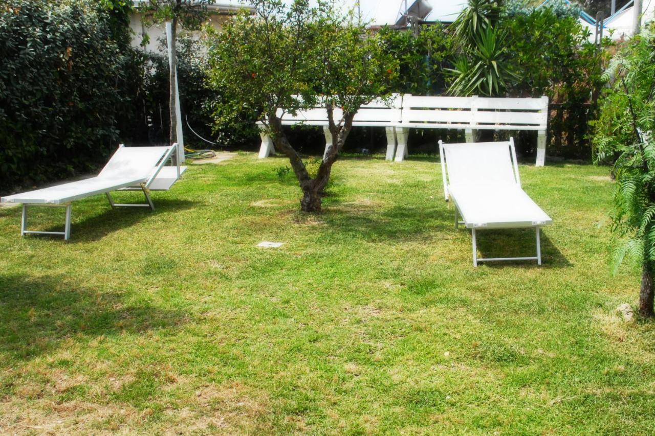 Marechiaro Paestum Hotel Exterior foto